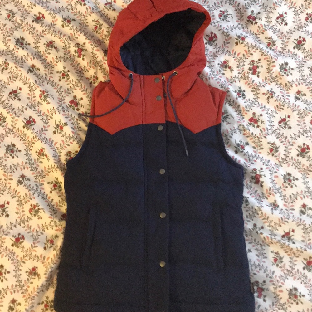 NWT Patagonia Hooded Bivy Vest!